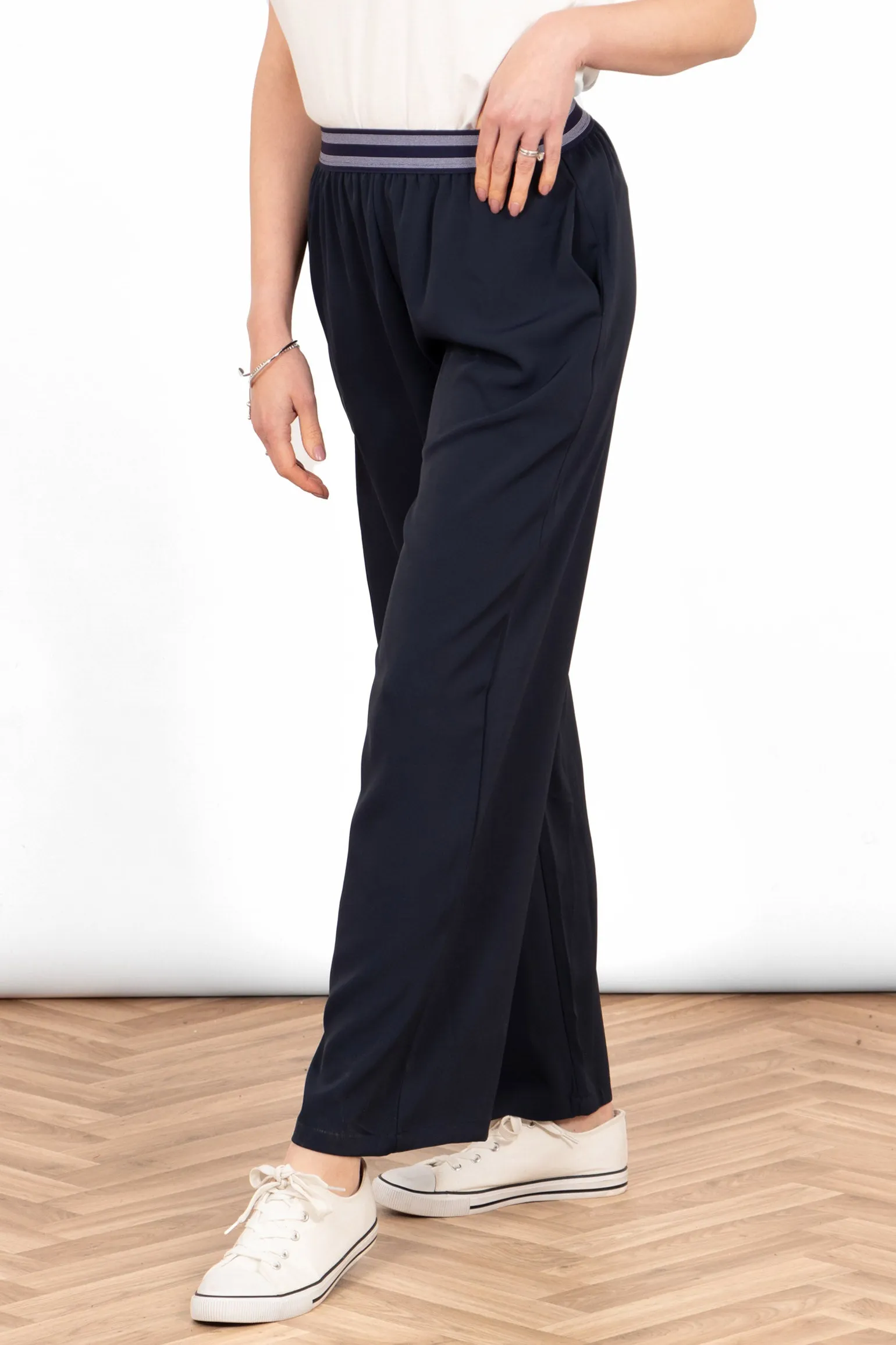 Amber Wide Leg Trousers - Navy Blue