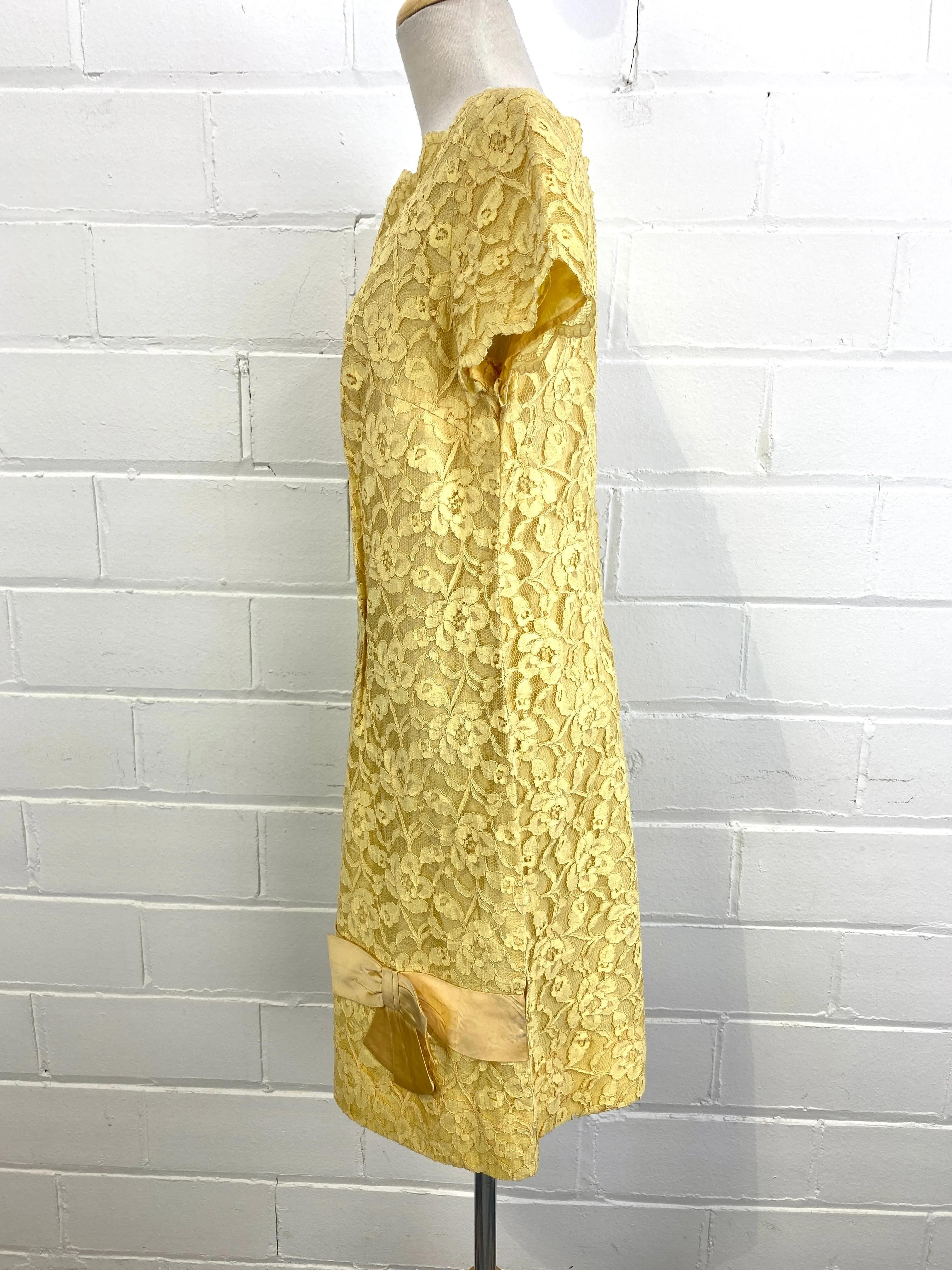 Vintage 1960s Yellow Lace Shift Dress with Bow, Large