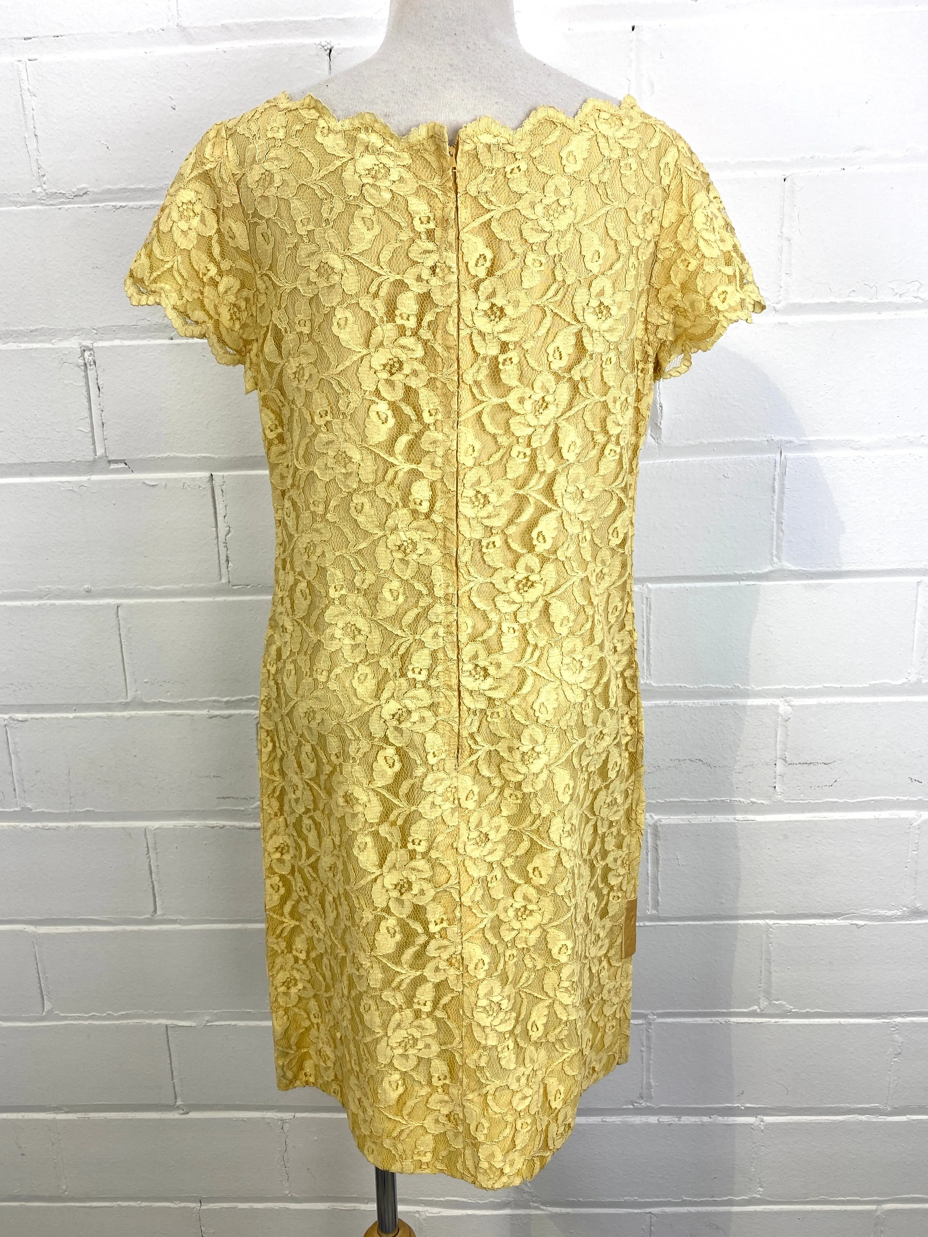 Vintage 1960s Yellow Lace Shift Dress with Bow, Large