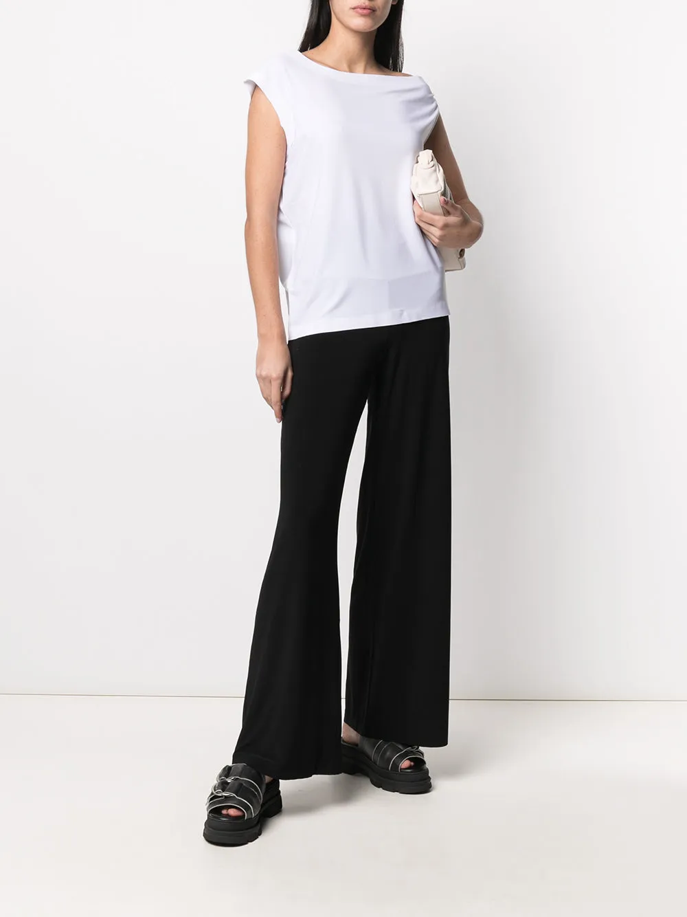 Wide leg fit trousers